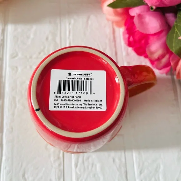 New Le Creuset Extra-Large Logo Coffee Mug Flame 20oz - Picture 5 of 6